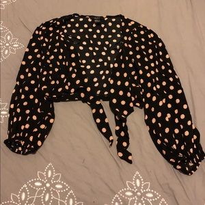 Long sleeve crop top tie front